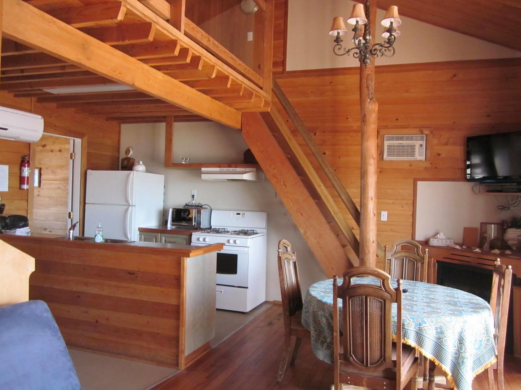 Oceanside Resort Powell River Buitenkant foto